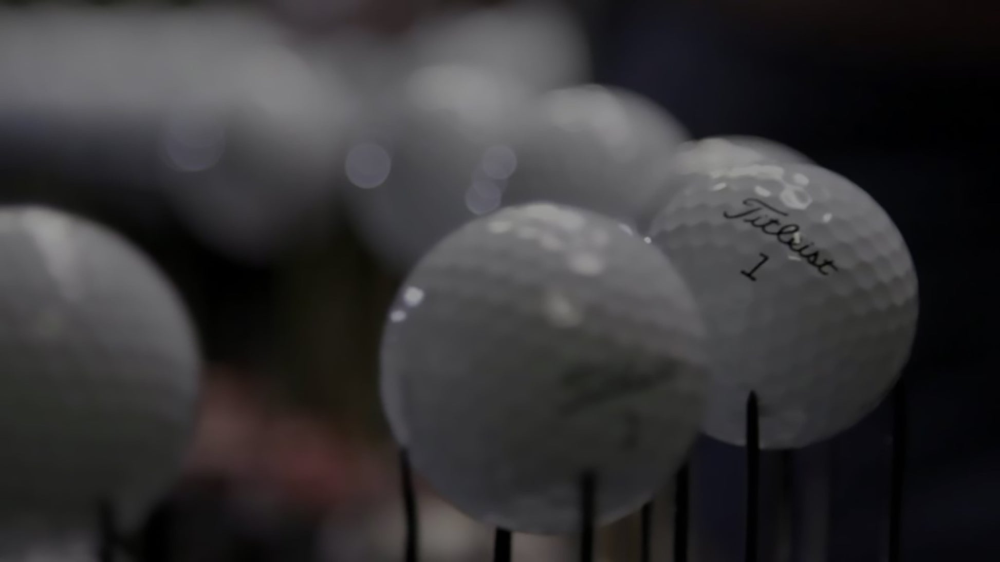 Titleist 12 Pro V1X Golf Balls - Mint Quality, 12 Golf Balls