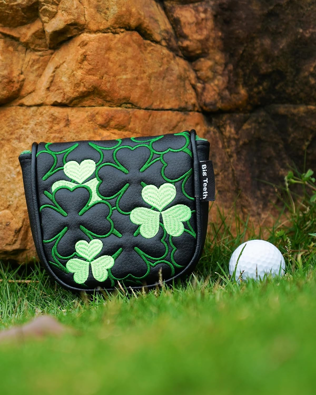 Golf Putter Covers Mallet Putter Headcover Magnetic Closure, Shamrock Putter Cover Headcover Black Leather Mallet Putter Covers for 2 Ball Putter